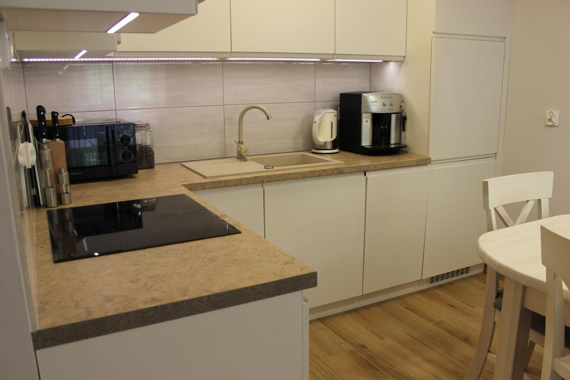 Apartament Blisko Centrum Z Garazem 卡尔帕奇 外观 照片