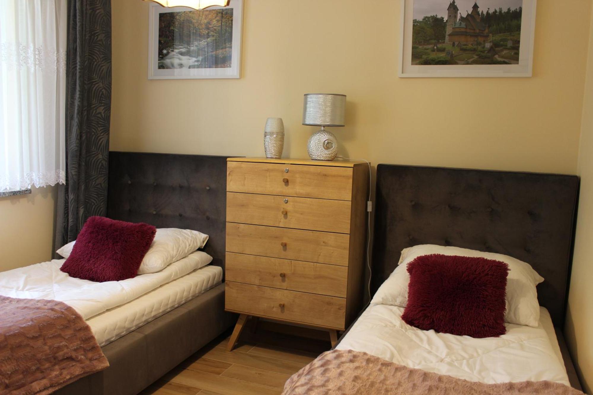 Apartament Blisko Centrum Z Garazem 卡尔帕奇 外观 照片